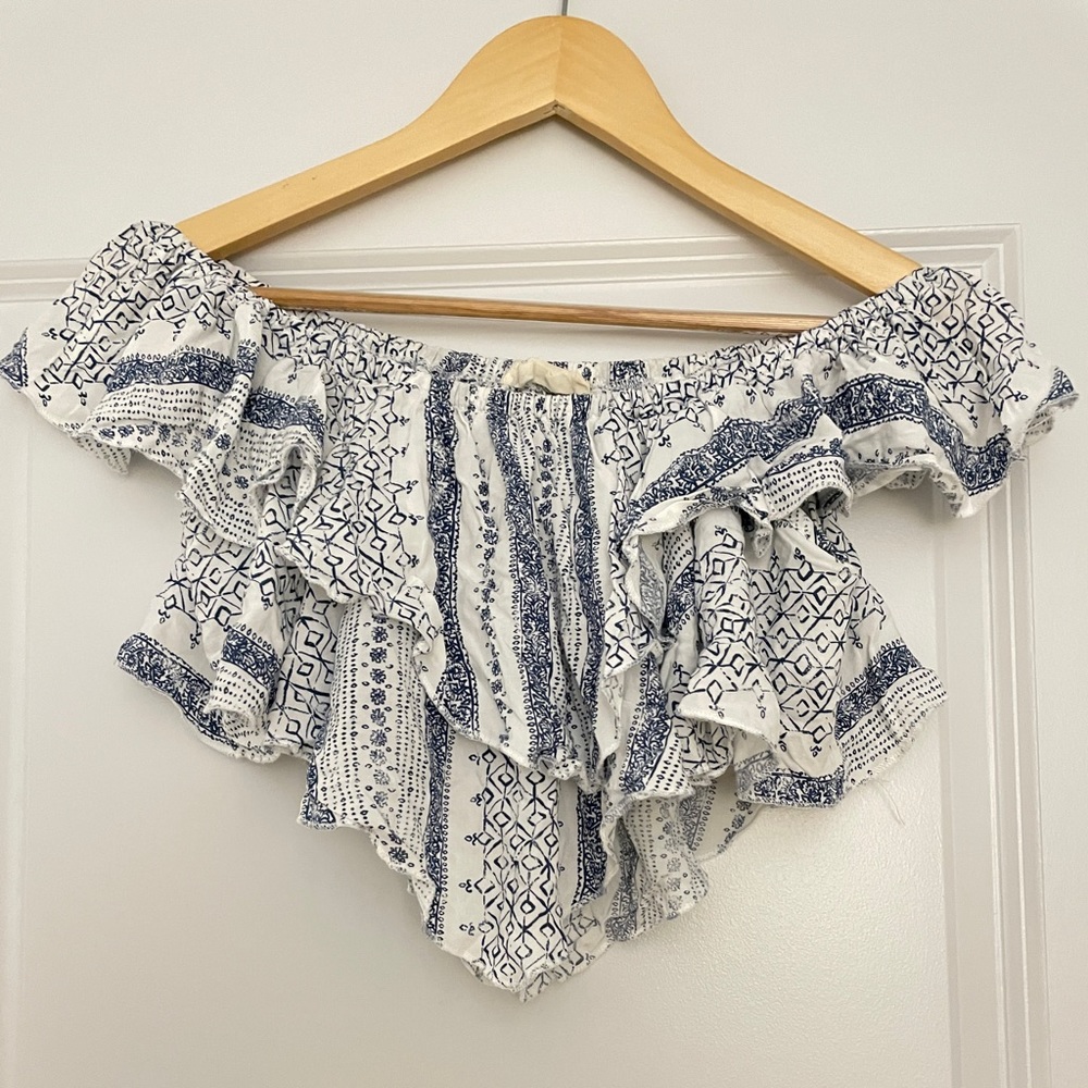 White and Blue Stretchy Crop Top